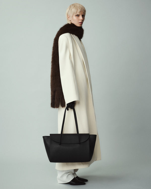 Elongé Tote Bag