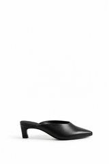 Classic Pointed Mule