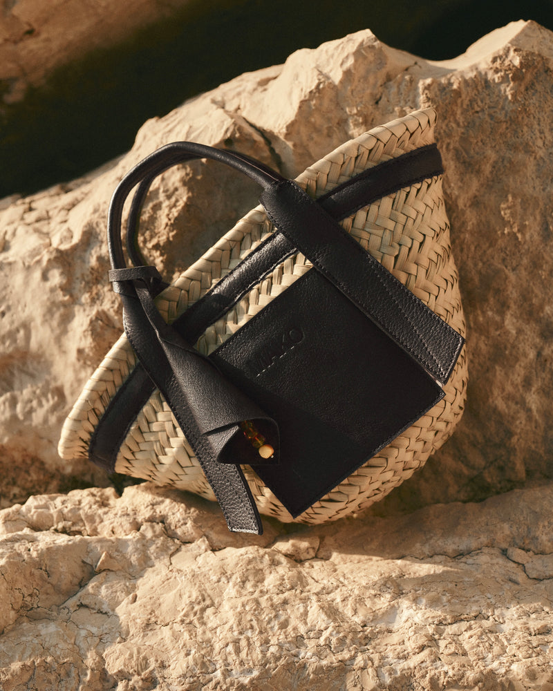 Sorrento Black